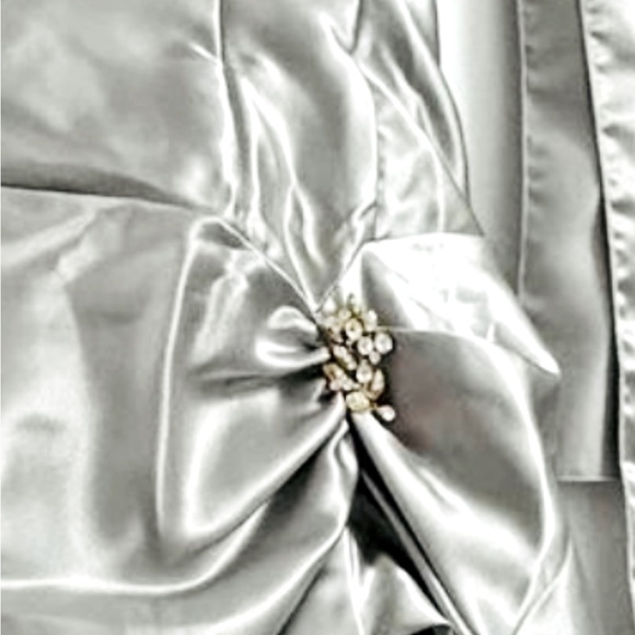 Classy Cocktail dress with shoulder Wrap - Picture 5 of 5